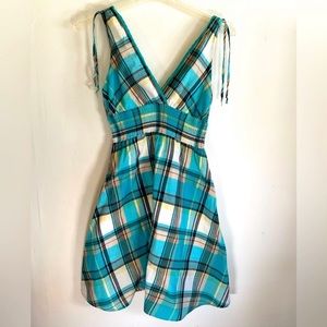 Urban Heritage | Blue Plaid Cotton Summer Dress. V Neck. Size Large